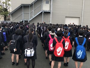 h 30修学旅行1 出発式