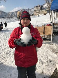 h 30修学旅行2日目雪だるま班2