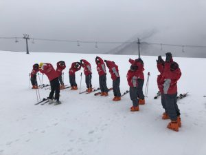 h 30修学旅行2日目スキー2