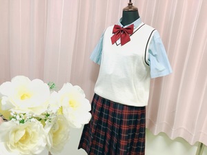 R5新制服 4